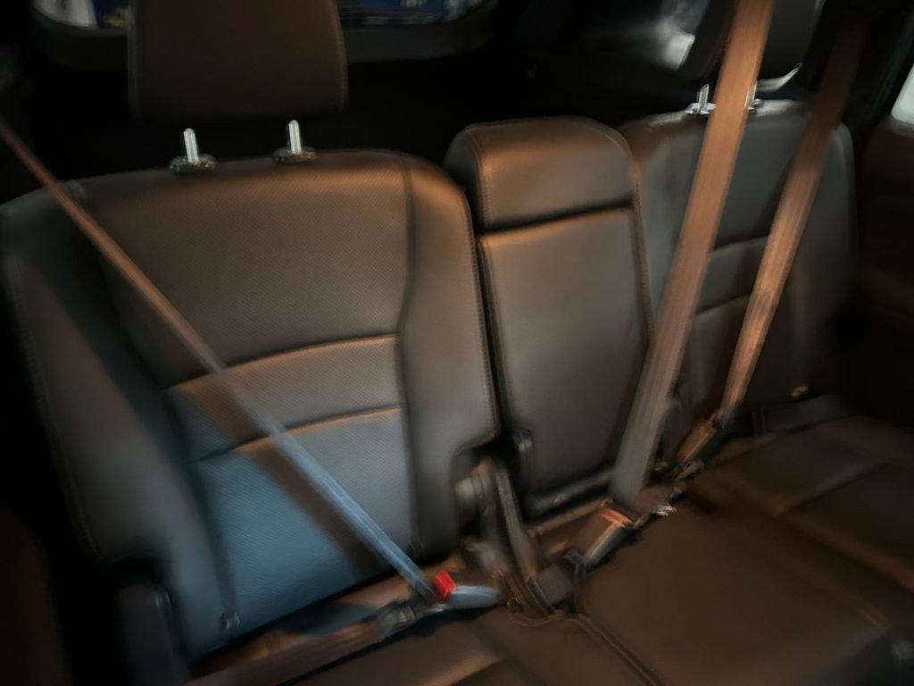 Used 2023 Honda Passport EX-L image 16