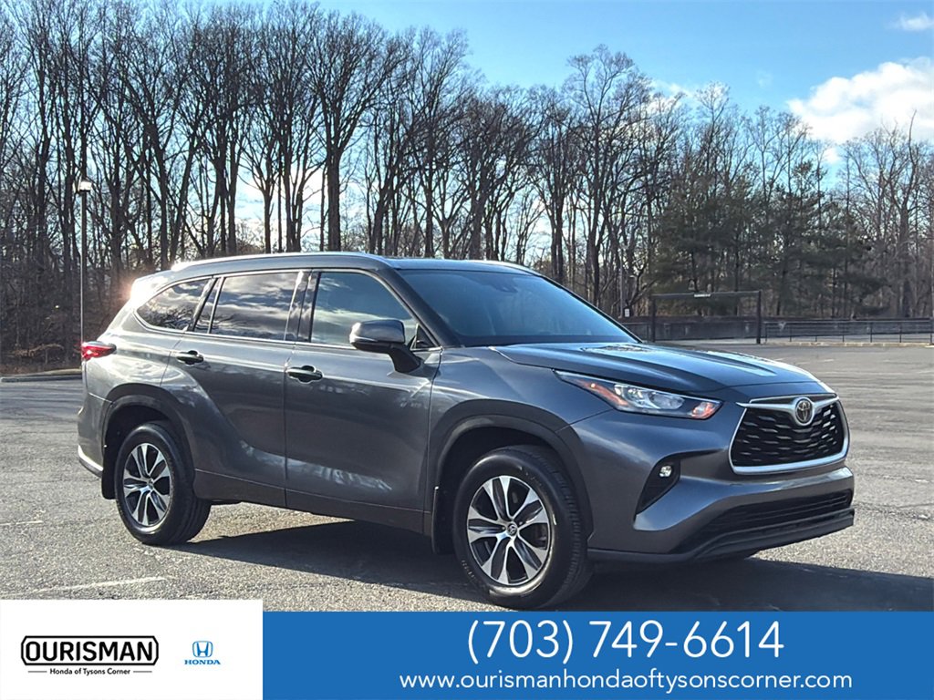 Used 2020 Toyota Highlander XLE