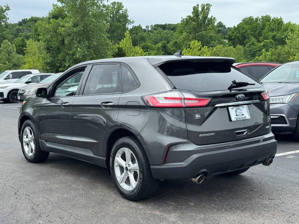 Used 2019 Ford Edge SE FWD image 4