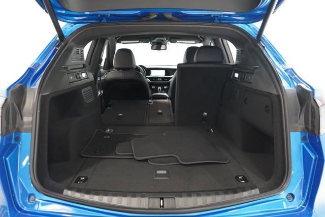 New 2025 Alfa Romeo Stelvio Sprint AWD/4WD image 31