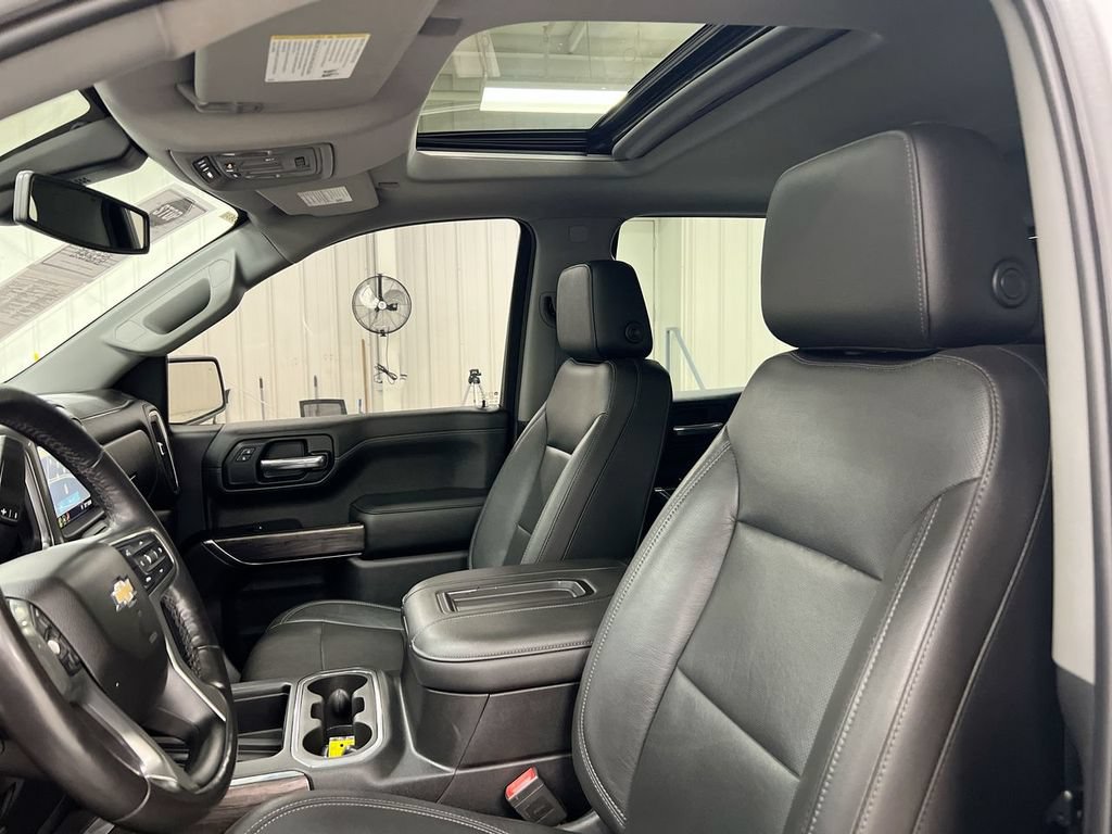 Used 2019 Chevrolet Silverado 1500 LTZ w/ LTZ Premium Package AWD/4WD image 19