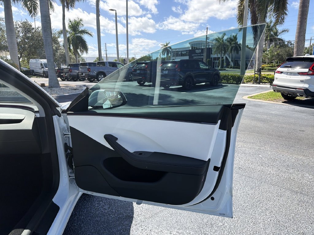 Used 2026 Tesla Model 3 RWD image 39