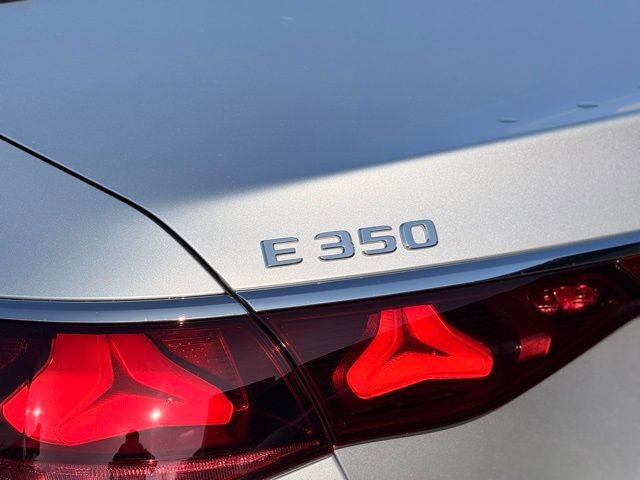 New 2026 Mercedes-Benz E 350 4MATIC Sedan image 10