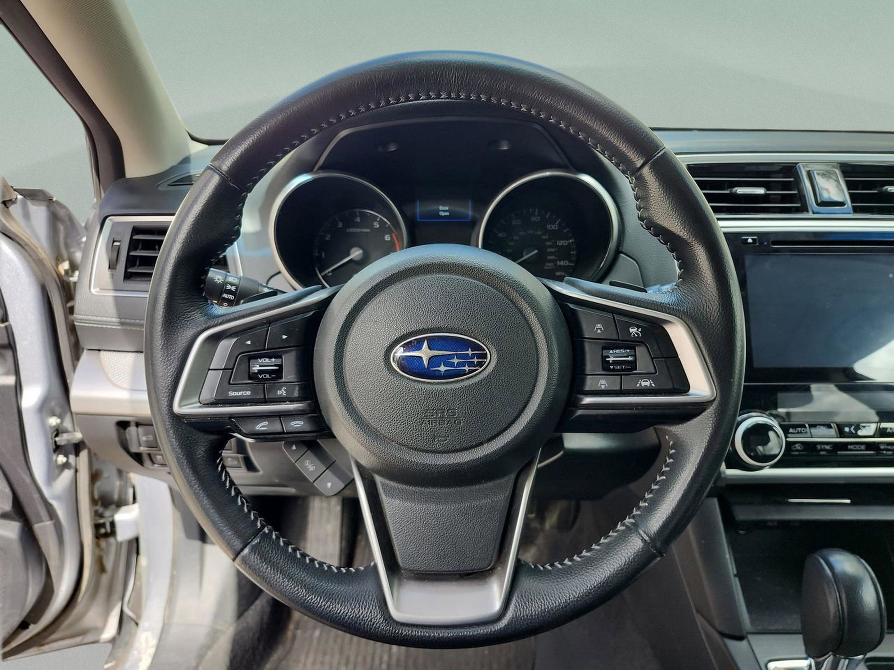 Used 2018 Subaru Outback 2.5i Premium image 25