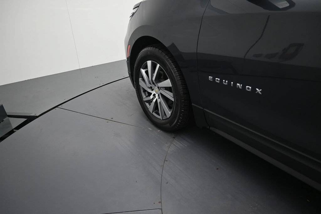 Used 2022 Chevrolet Equinox Premier FWD image 12