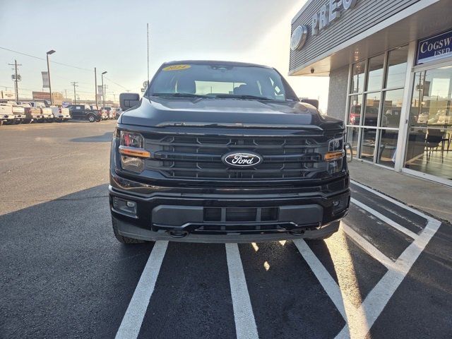 Used 2024 Ford F150 XLT w/ Tow/Haul Package image 3