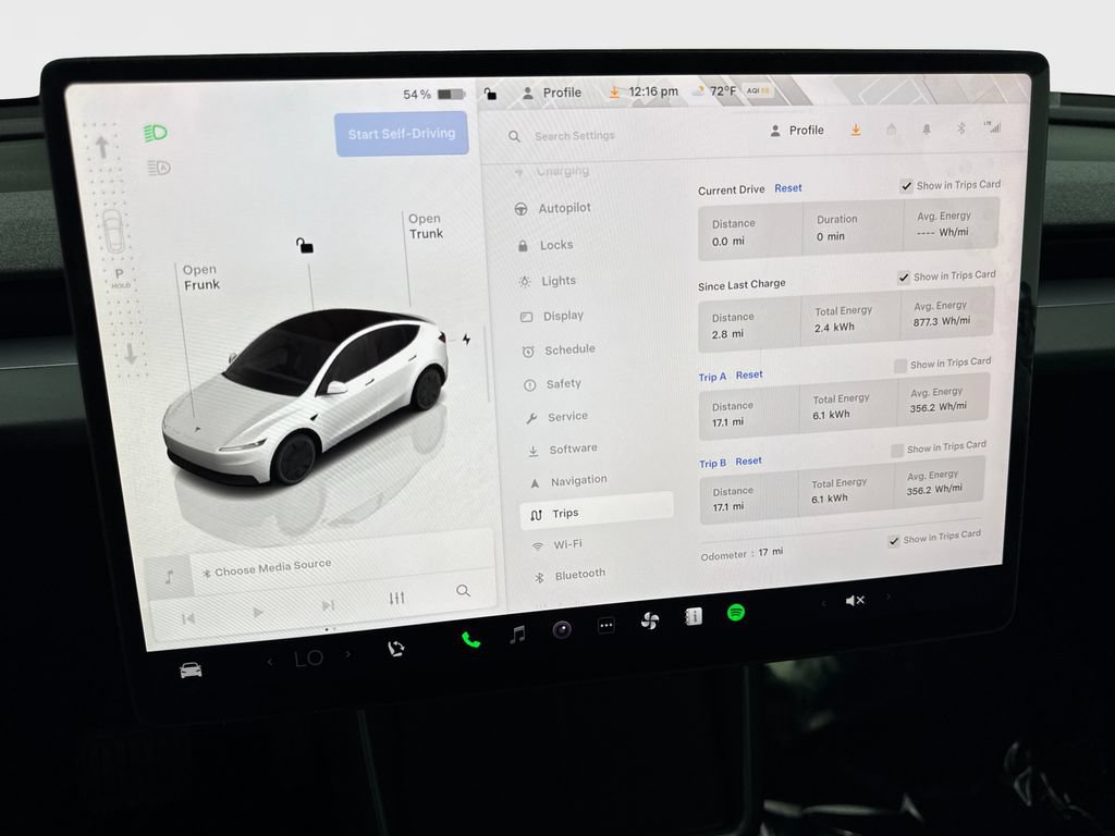 Used 2026 Tesla Model Y 2WD image 54