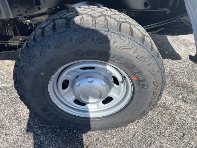 New 2026 Ford F250 XL w/ XL Off-Road Package image 18