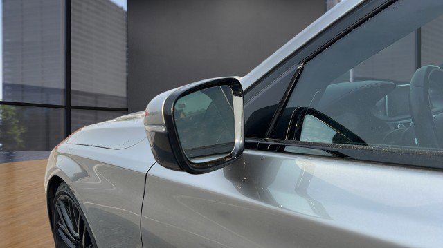 Used 2022 BMW 750i xDrive image 18