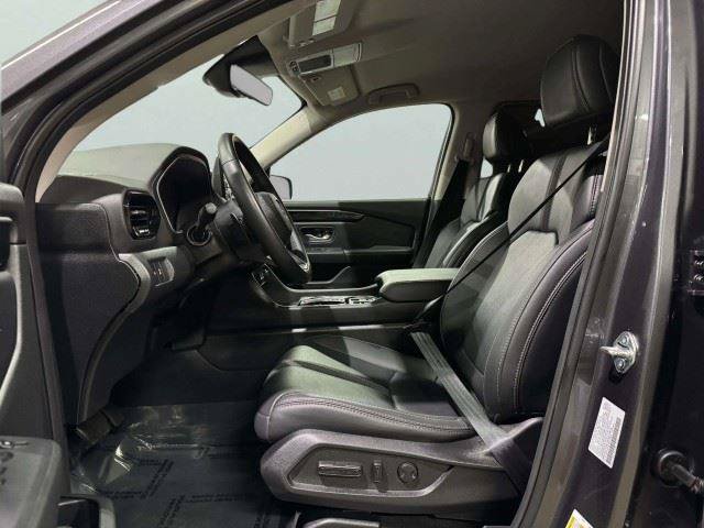 Used 2025 Honda Pilot EX-L image 26