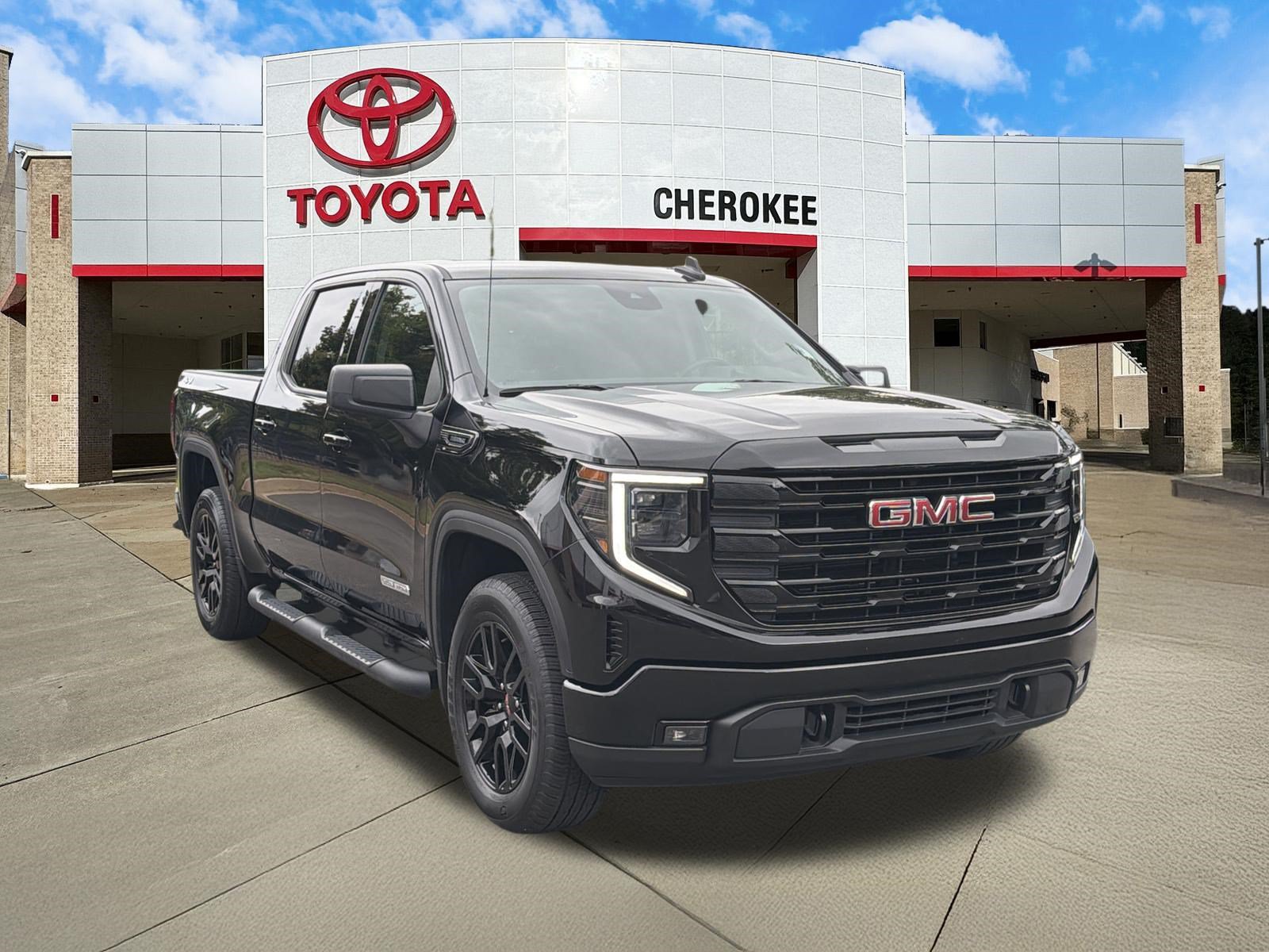 Used 2025 GMC Sierra 1500 Elevation AWD/4WD image 3