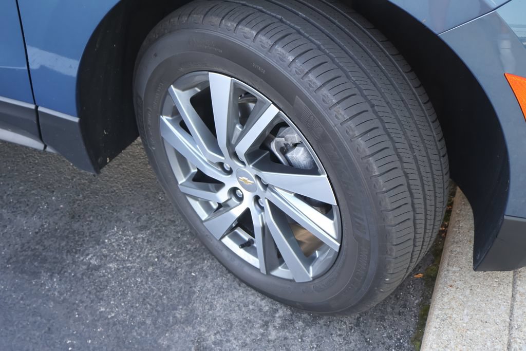 Used 2024 Chevrolet Equinox LT FWD image 7