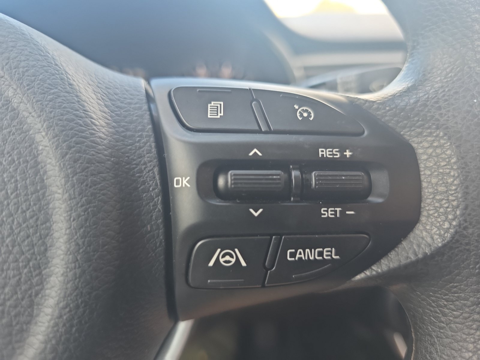 Certified 2023 Kia Rio S w/ Technology Package FWD image 23