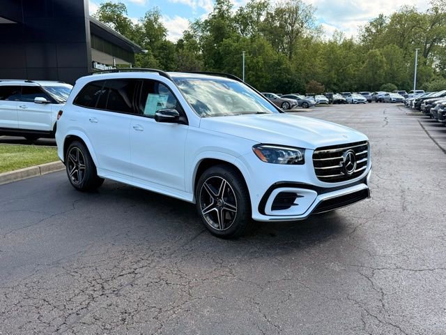 New 2026 Mercedes-Benz GLS 450 4MATIC image 3