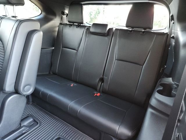 Used 2025 Toyota Highlander XSE image 22