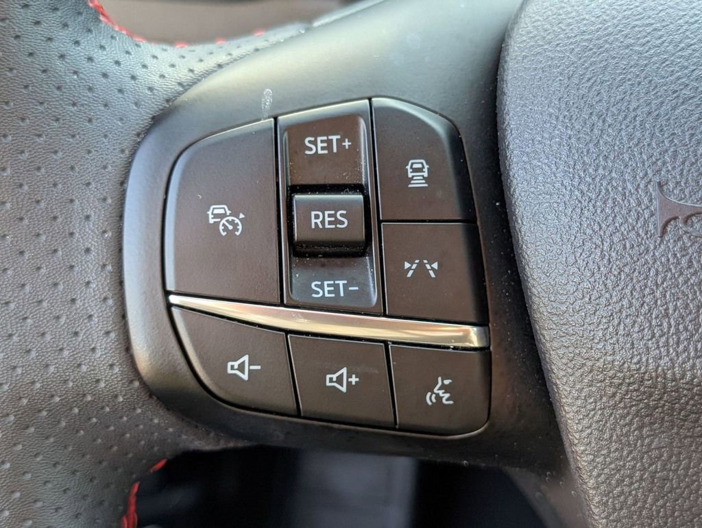 Used 2023 Ford Escape ST-Line w/ Tech Pack #1 AWD/4WD image 30