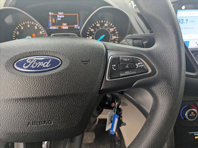 Used 2017 Ford Escape SE w/ Equipment Group 201A image 29