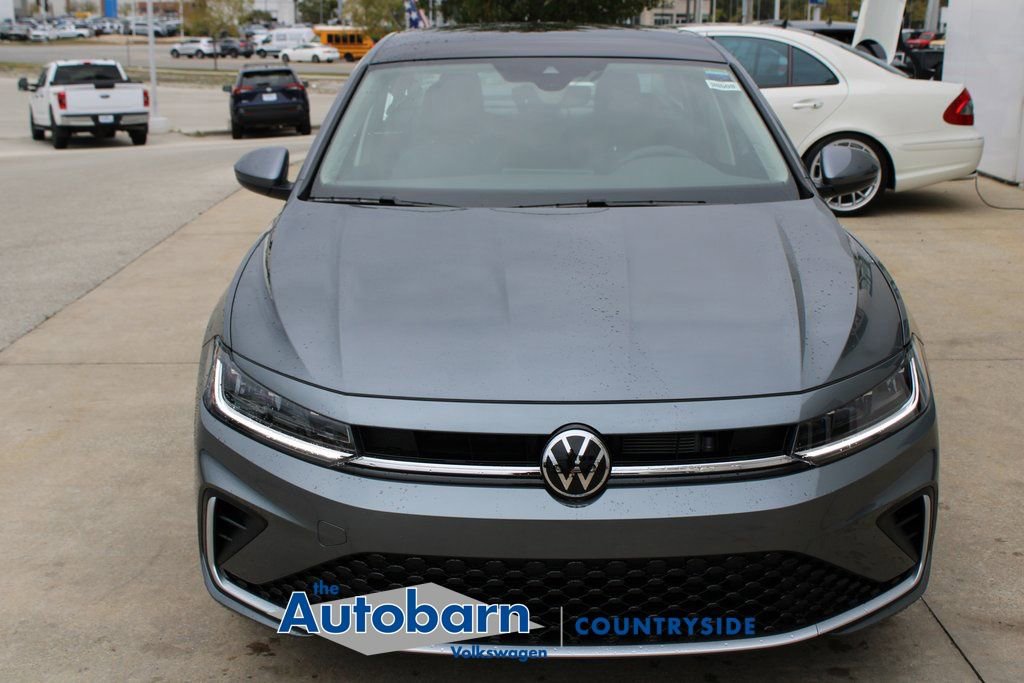 New 2026 Volkswagen Jetta SE FWD image 2