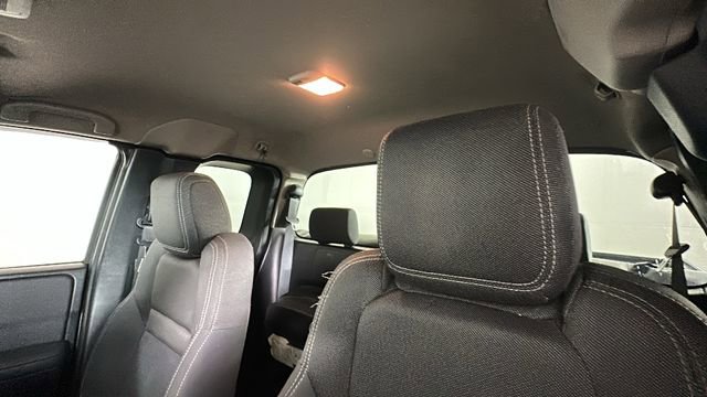 Used 2022 Nissan Frontier SV RWD image 13