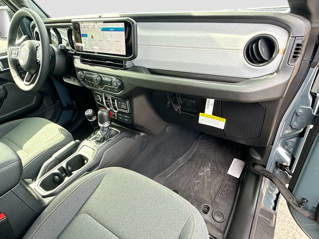 Used 2026 Jeep Gladiator Sport AWD/4WD image 34
