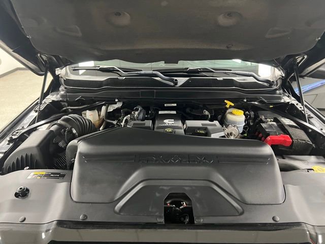 Used 2022 RAM 3500 Limited image 62
