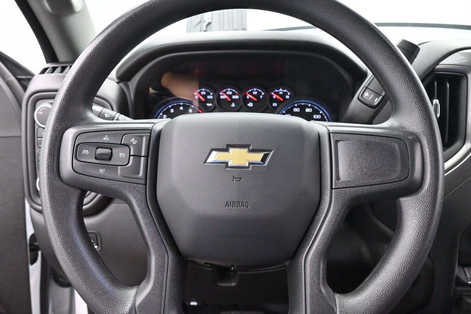 Used 2025 Chevrolet Silverado 2500 W/T w/ WT Convenience Package AWD/4WD image 15