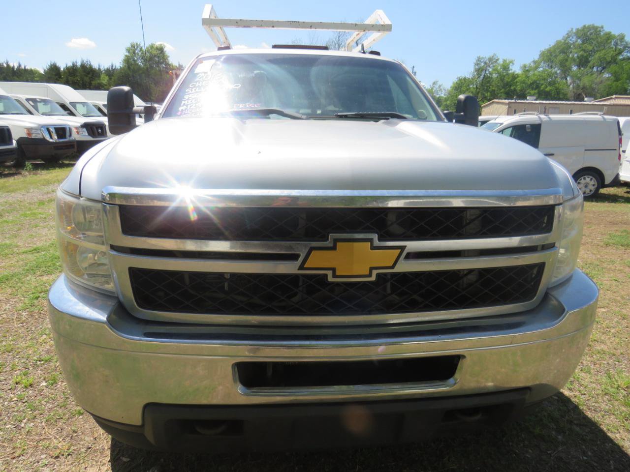 Used 2013 Chevrolet Silverado 3500 LT RWD image 2
