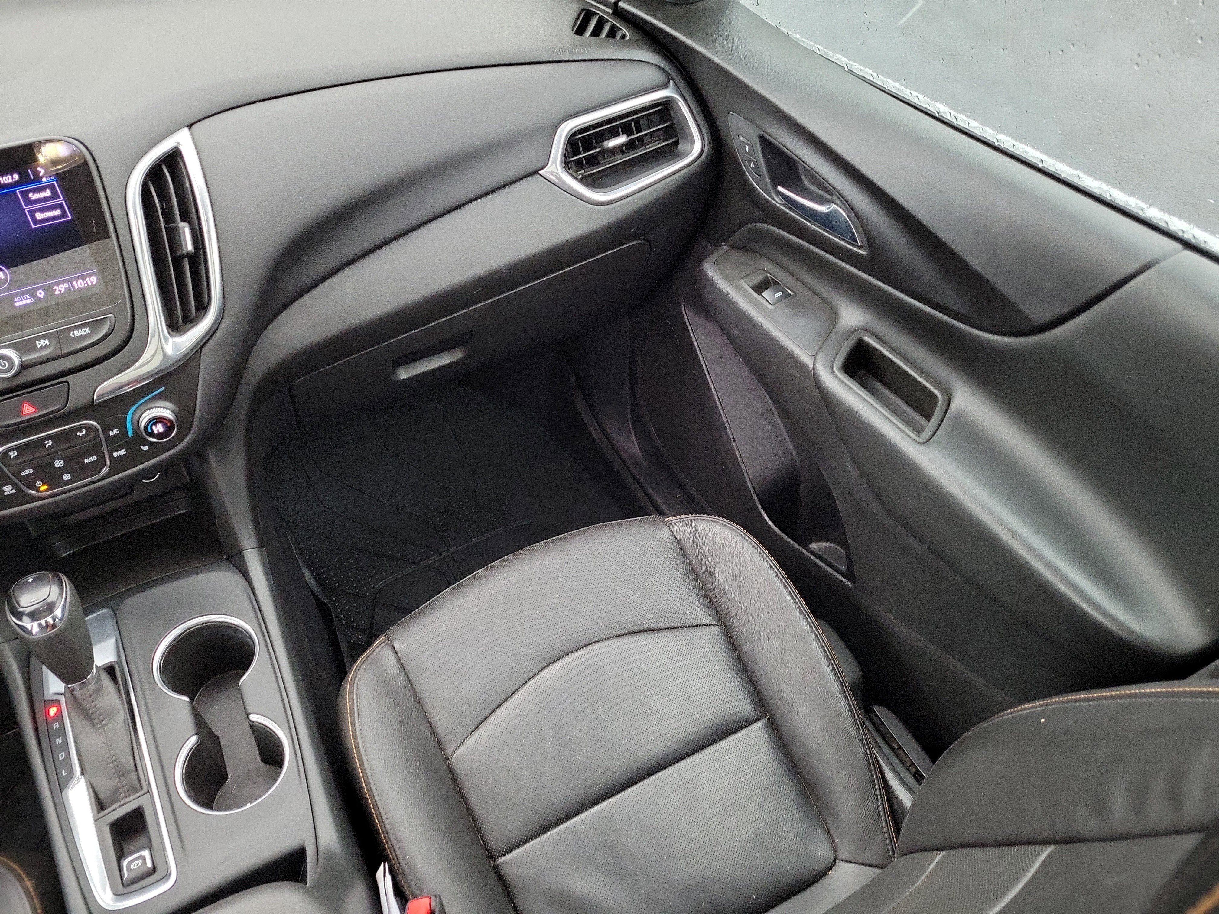 Used 2020 Chevrolet Equinox LT w/ Sport Edition image 15