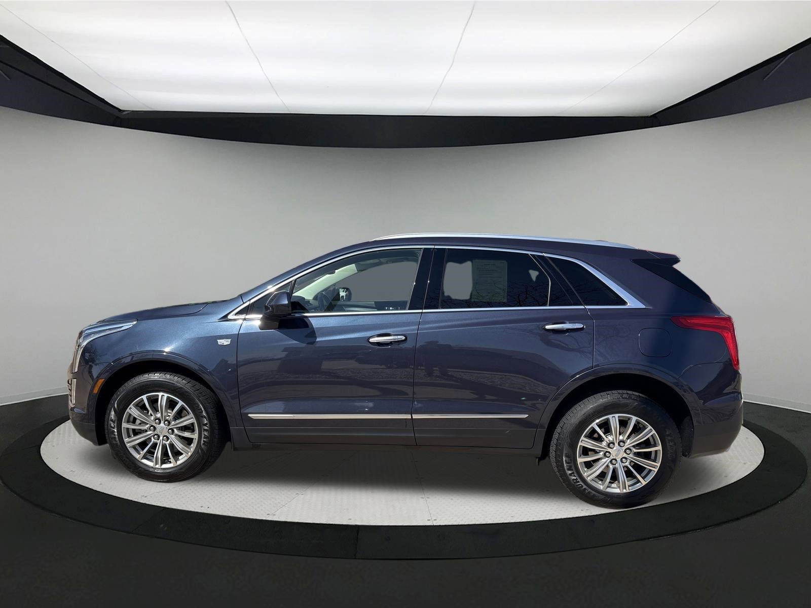 Used 2018 Cadillac XT5 Luxury w/ Driver Awareness Package AWD/4WD image 4