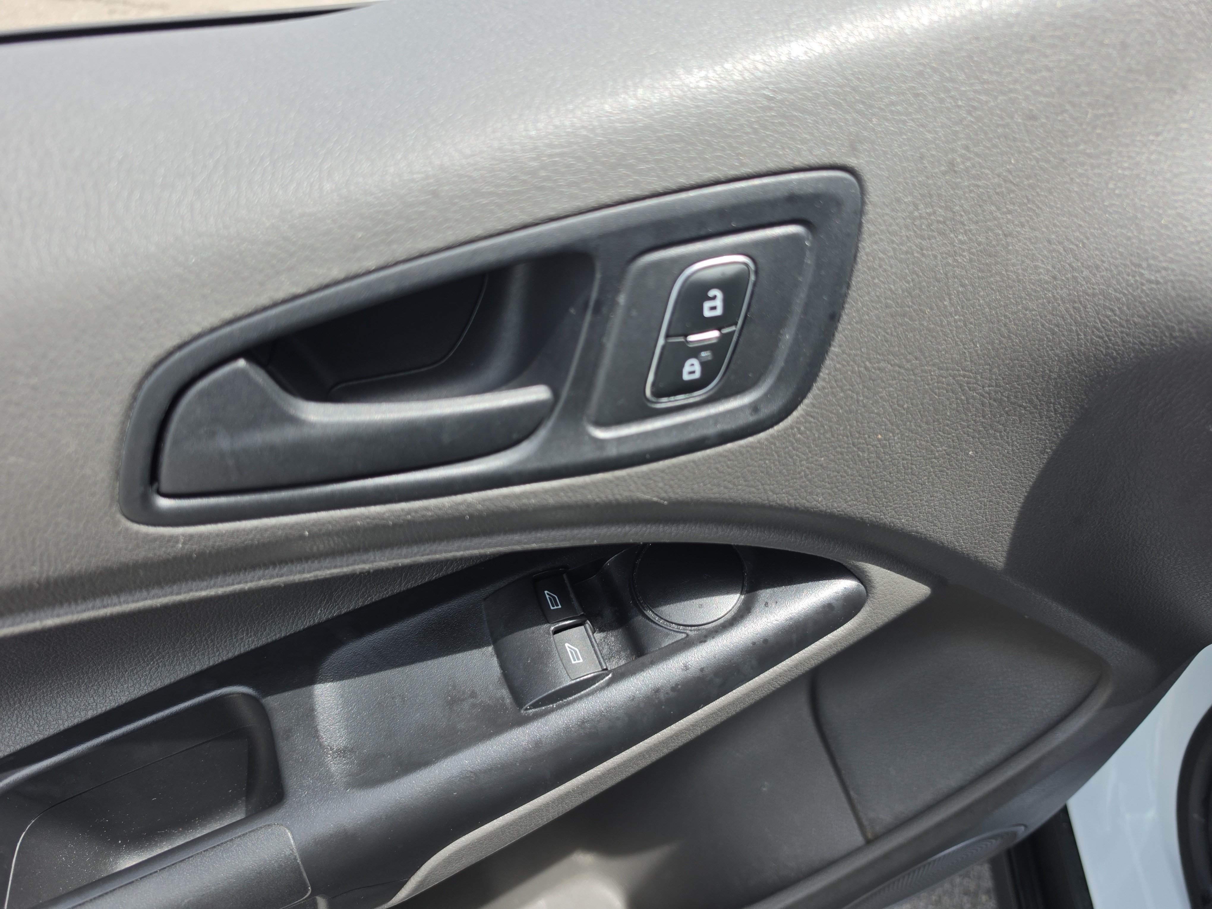 Used 2021 Ford Transit Connect XL FWD image 19