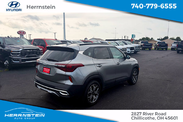 Used 2023 Kia Seltos EX AWD/4WD image 28