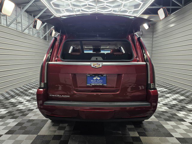 Used 2019 Cadillac Escalade Luxury AWD/4WD image 11