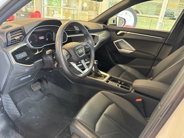 Used 2025 Audi Q3 2.0T Premium AWD/4WD image 27