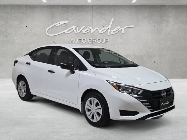 Certified 2025 Nissan Versa S w/ Trunk Package image 2