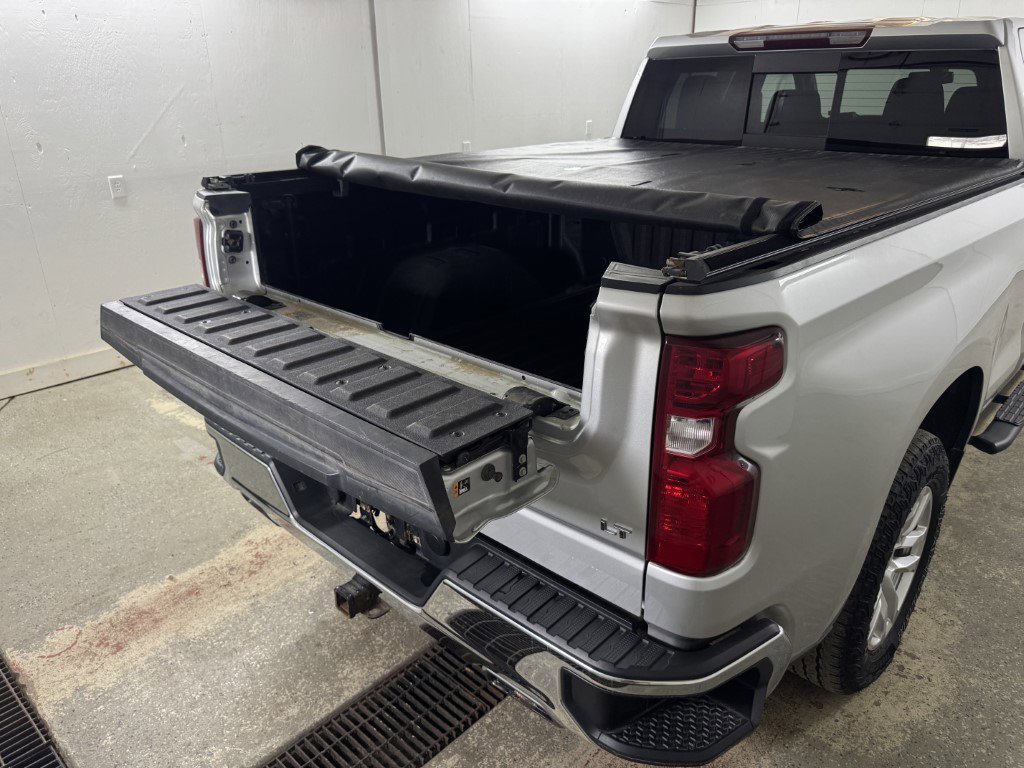 Used 2022 Chevrolet Silverado 1500 LT image 52
