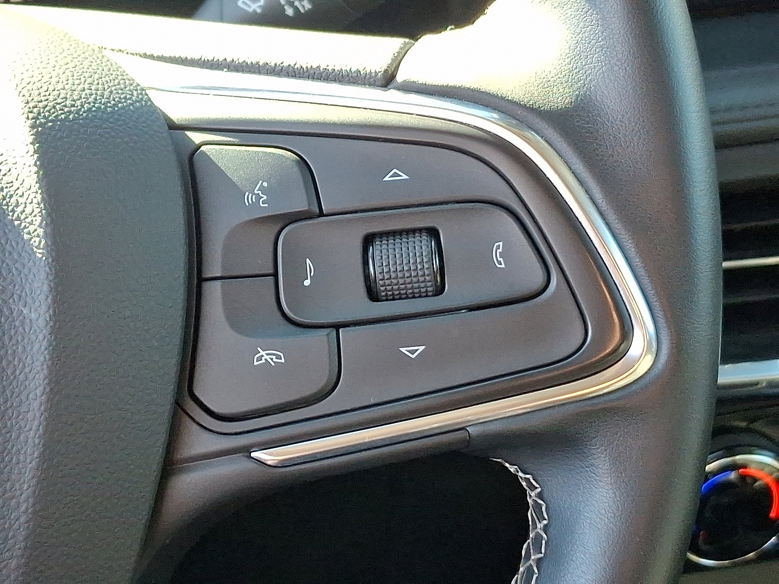 Used 2024 Buick Encore GX Preferred image 21