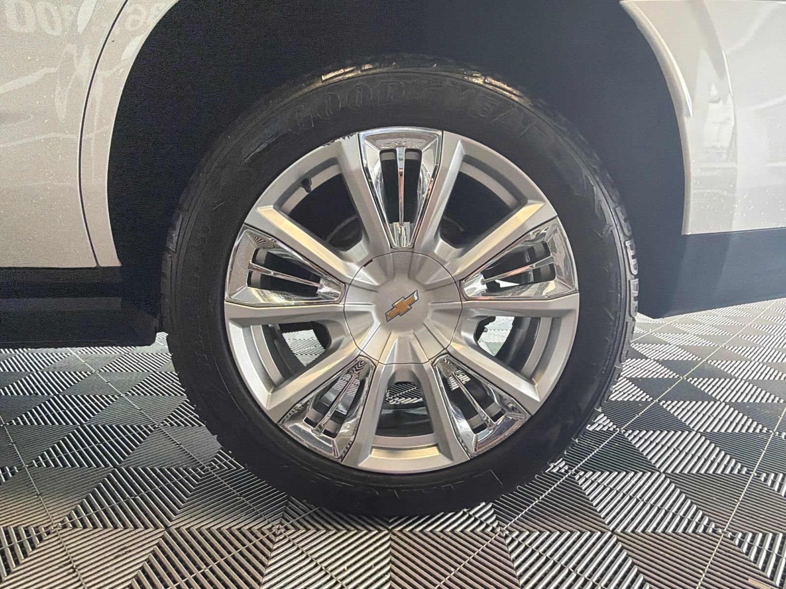 Used 2022 Chevrolet Tahoe High Country AWD/4WD image 7