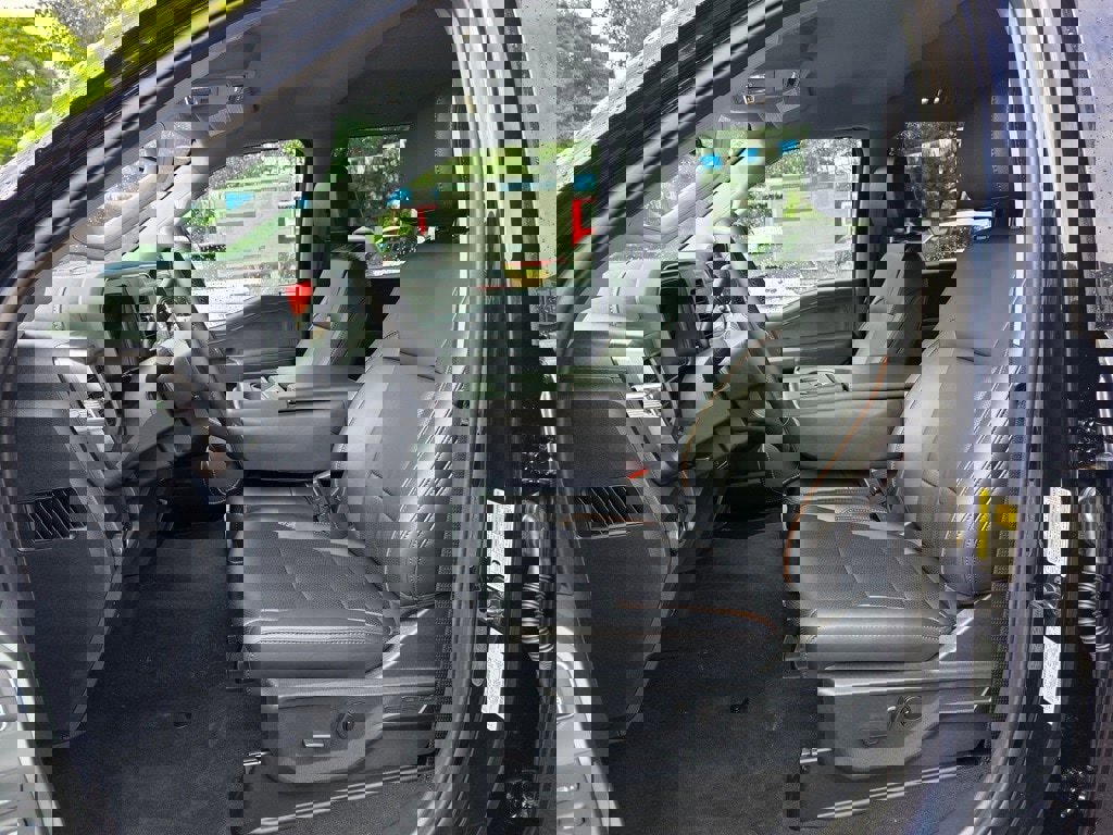 New 2025 Ford F350 Lariat w/ FX4 Off-Road Package image 7