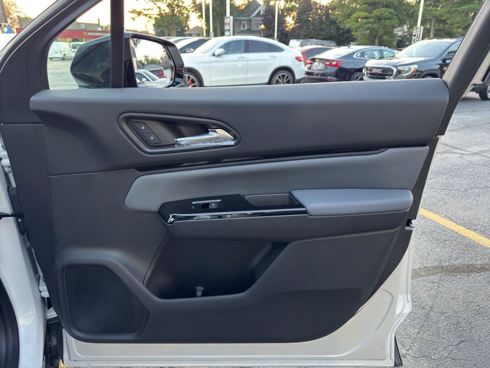 Used 2024 Honda Prologue Touring image 37