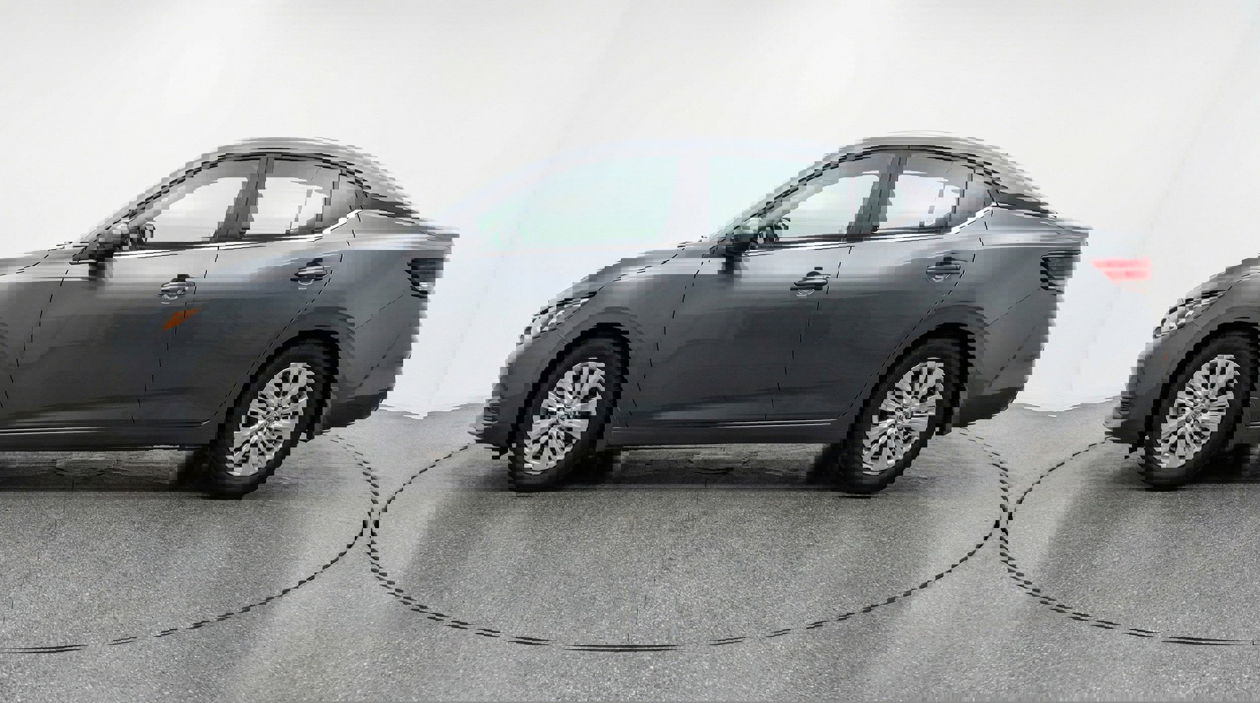 Used 2025 Nissan Sentra S image 4