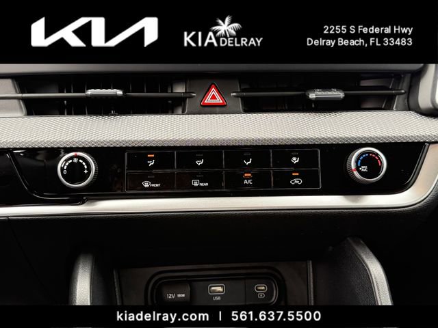 Used 2023 Kia Sportage LX image 19