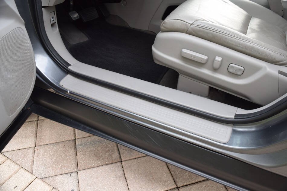 Used 2014 Honda CR-V EX-L image 39