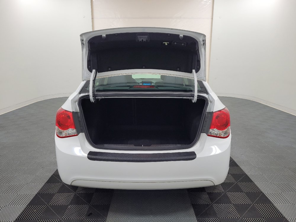 Used 2016 Chevrolet Cruze LS FWD image 29