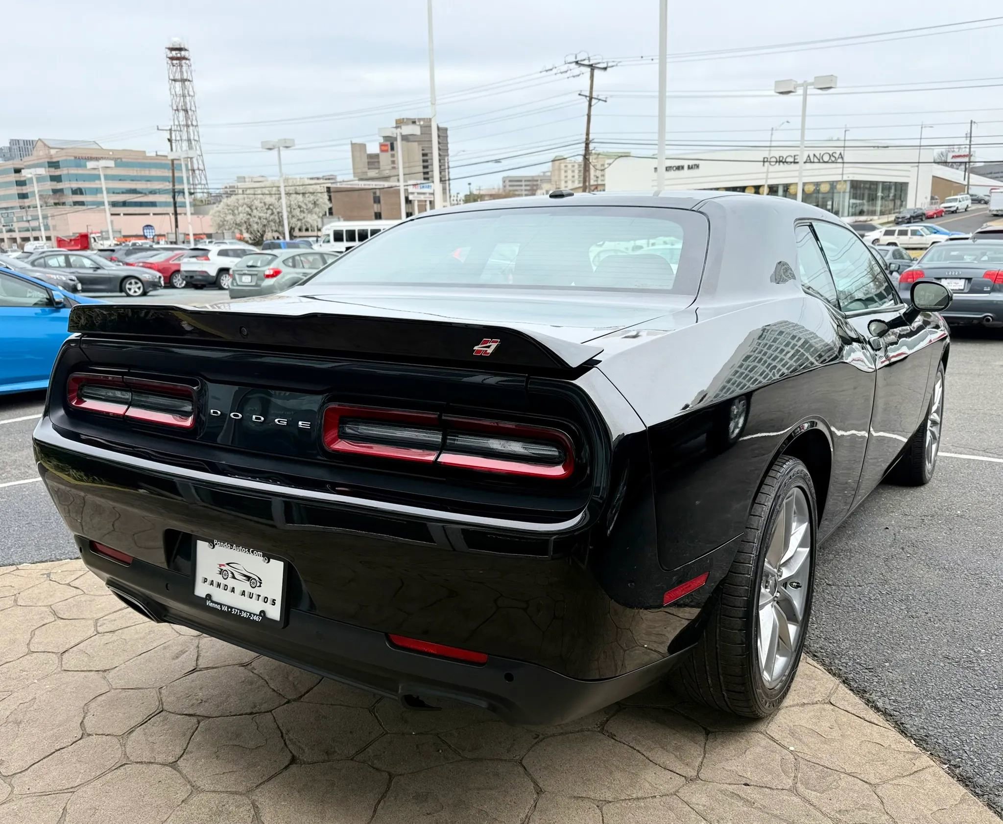 Used 2022 Dodge Challenger GT AWD/4WD image 7