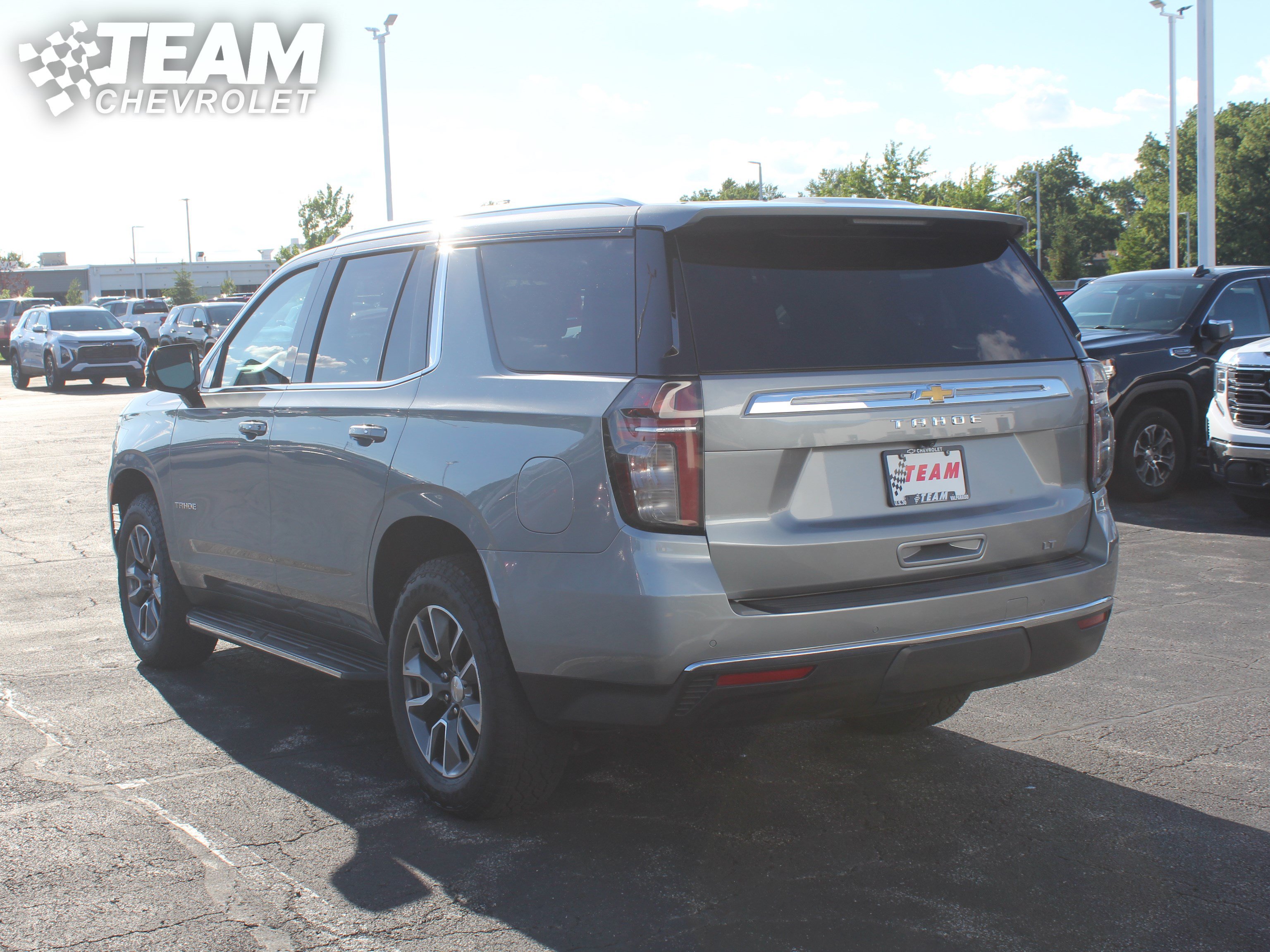 Certified 2023 Chevrolet Tahoe LT w/ Luxury Package AWD/4WD image 6