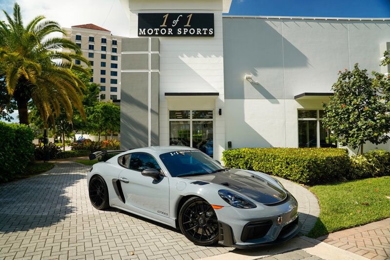 Used 2024 Porsche 718 Cayman GT4 RS image 1