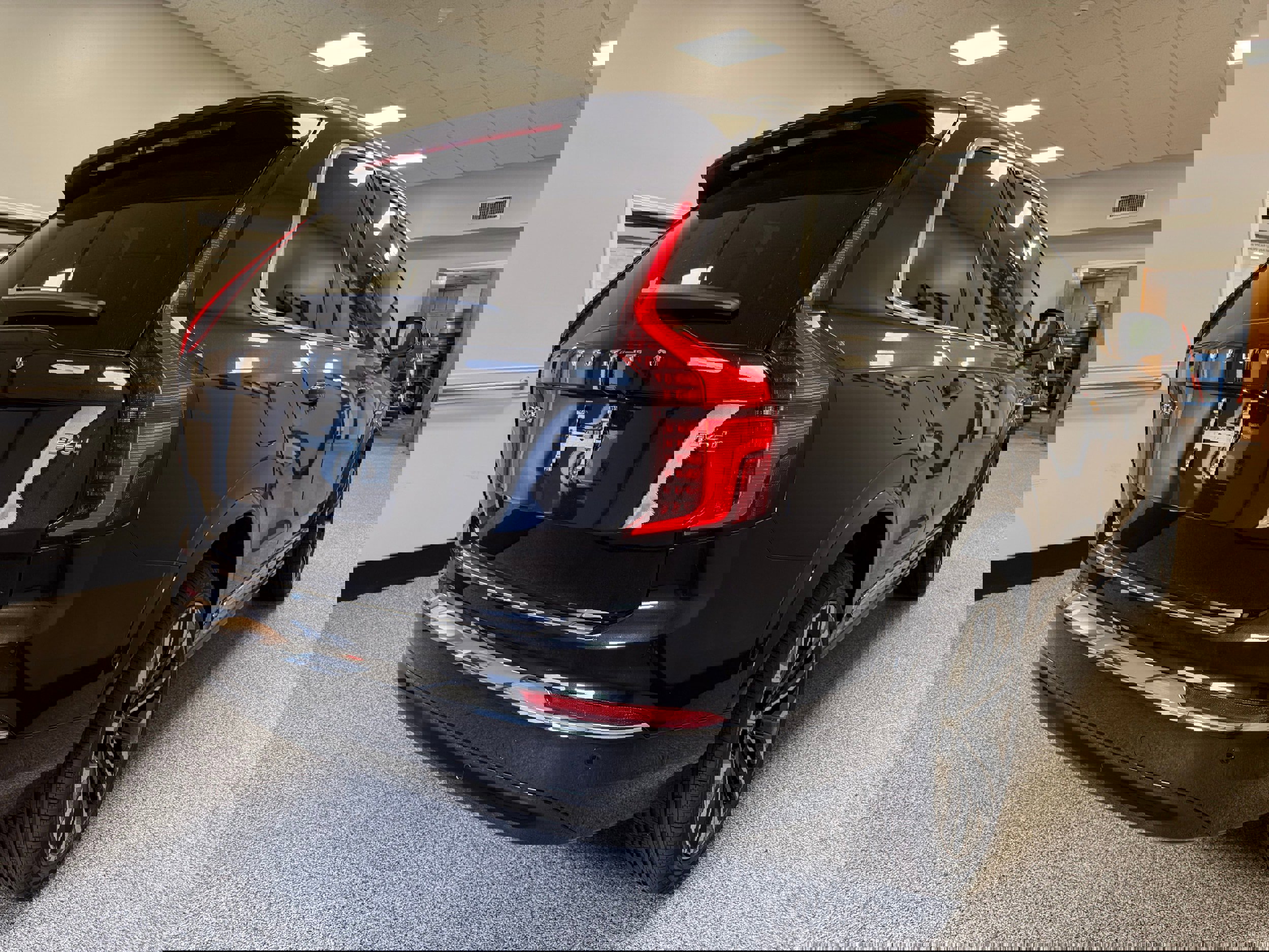 New 2026 Volvo XC90 B6 Ultra w/ Protection Package Premier image 7