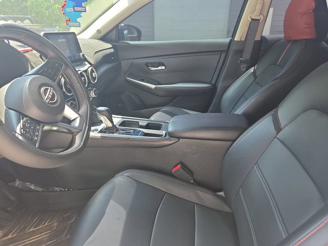 Used 2024 Nissan Sentra SR w/ SR Premium Package FWD image 11
