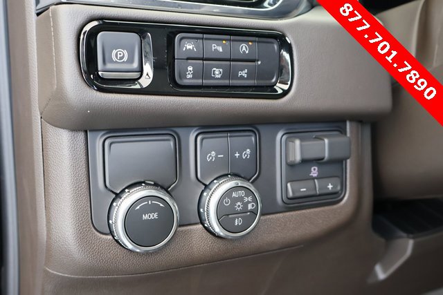 New 2025 GMC Yukon XL Elevation image 23