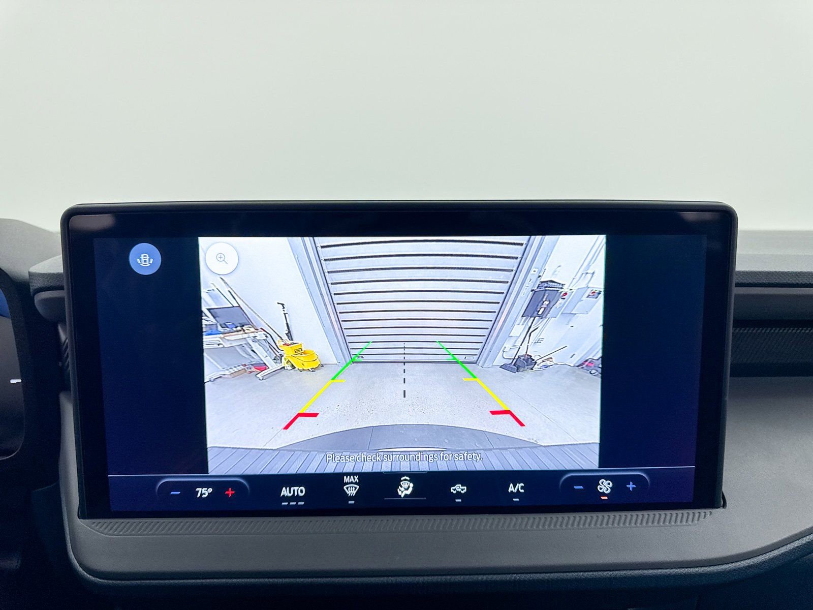 Used 2025 Ford Maverick XL w/ Equipment Group 102A image 22